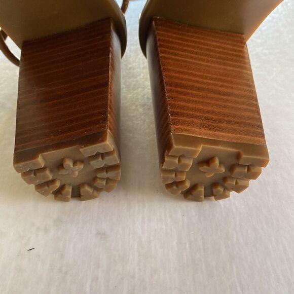 MICHAEL KORS VeroLug Platform Leather Sandals Size 9 - Picture 9 of 10